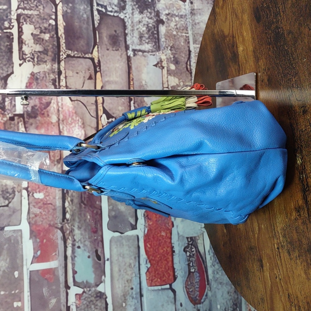 Isabella Fiore Leather Embroidery Convertible Satchel/Shoulder Bag - Picture 6 of 15